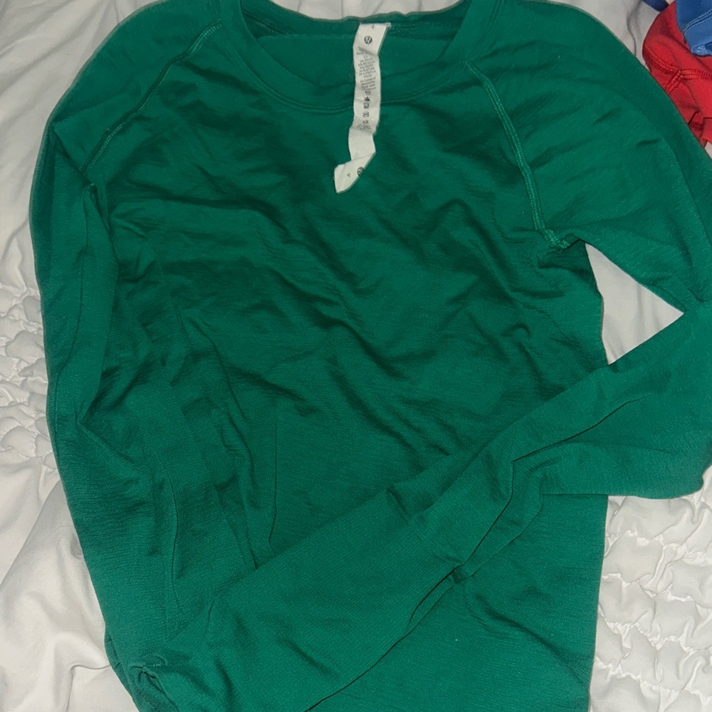 Lululemon Green Long Sleeve Shirt